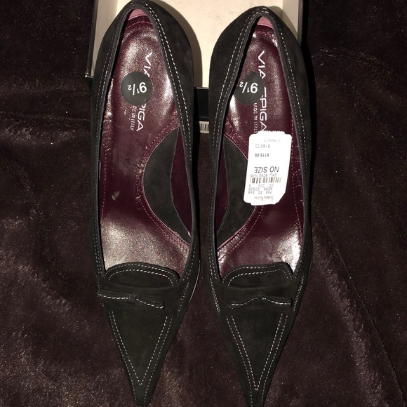 Via Spiga Black Suede Pump-Size 9 1/2M - Picture 1 of 3